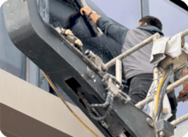 Dış Cephe Cam Temizleme